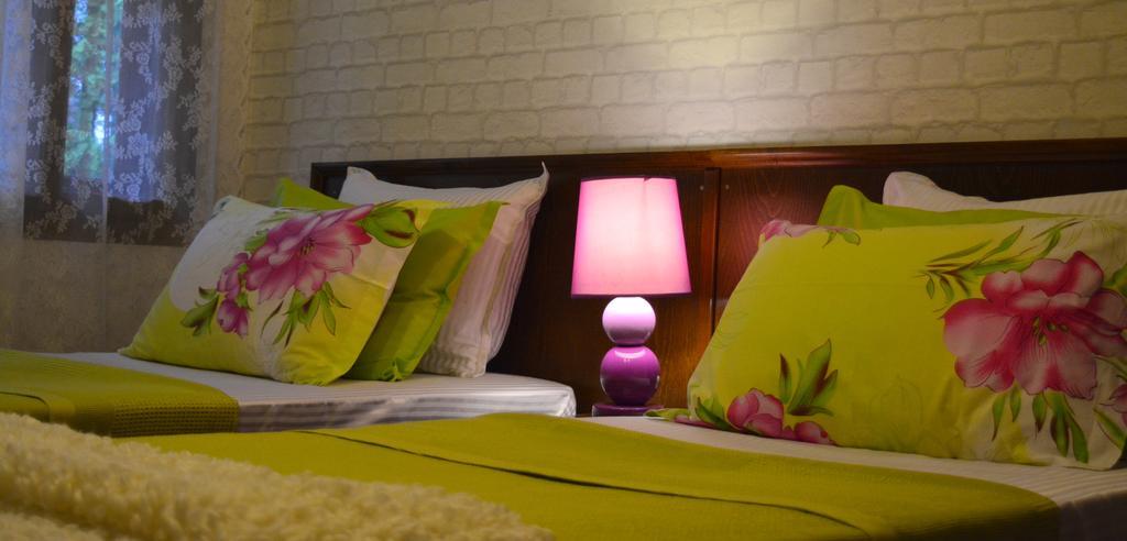 Hotel Minaliat Vek ชูเมน ภายนอก รูปภาพ